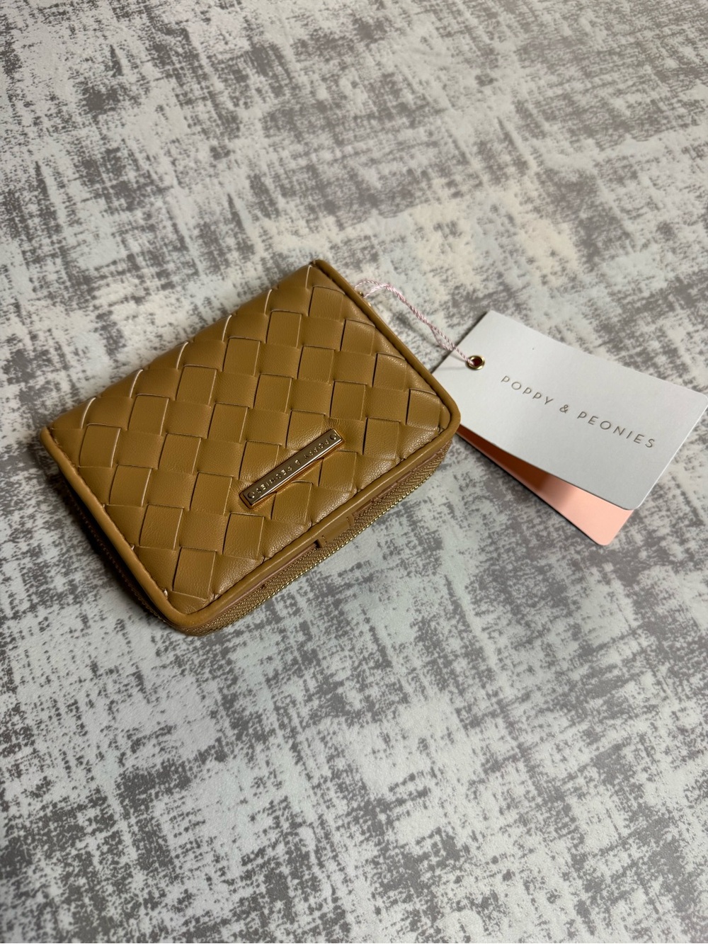Poppy & Peonies Tan Woven Compact Wallet